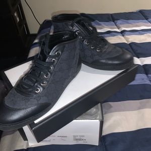 Women Gucci sneakers